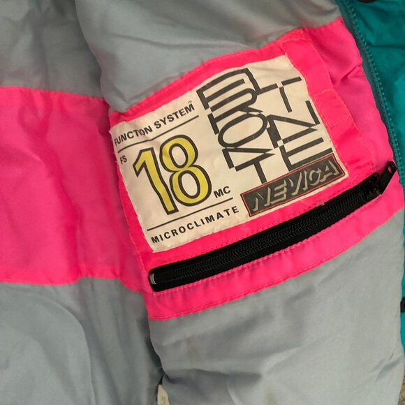 Vintage 80s Nevica Ski Jacket Size 40 - Picture 8 of 10